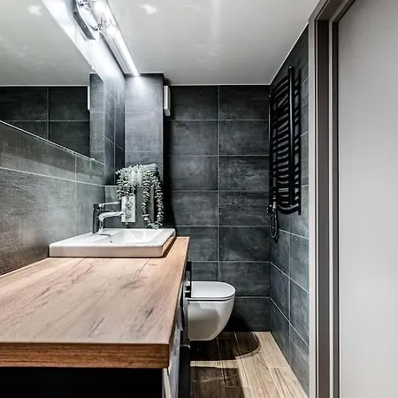 Modern Urban Loft *